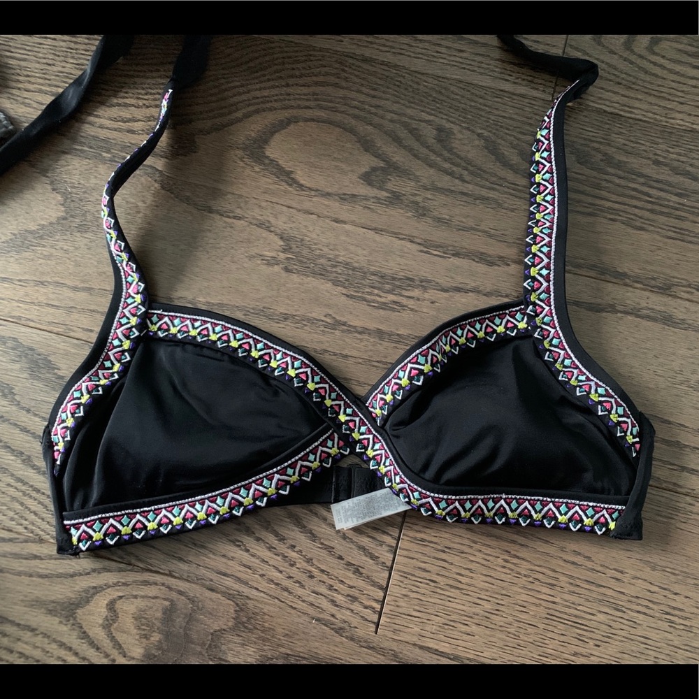 victoria’s secret pink bikini top